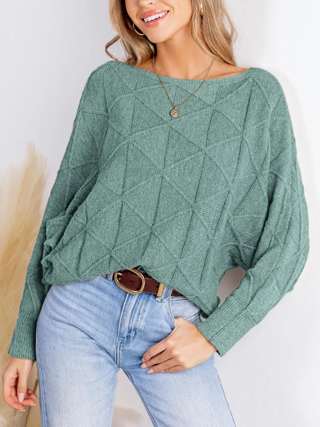 CUPSHE Womens Casual Boat Neck Sweaters Fall 2024 Soft Long Batwing Sleeve Pullover Jumper Tops Knit Outfits