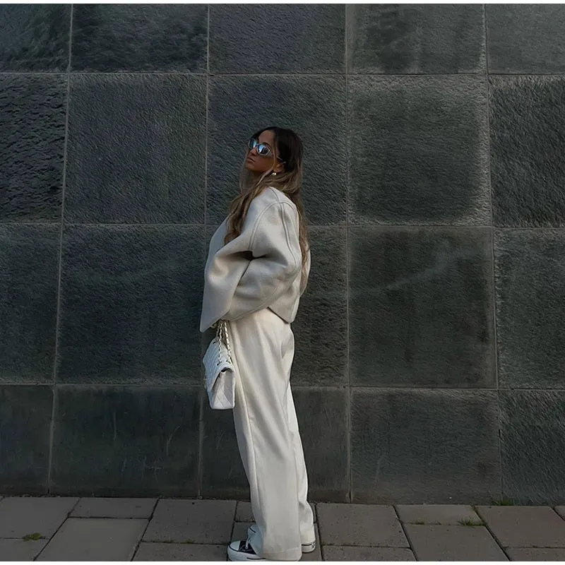 Large Collar Stylish Wool Crop Coat