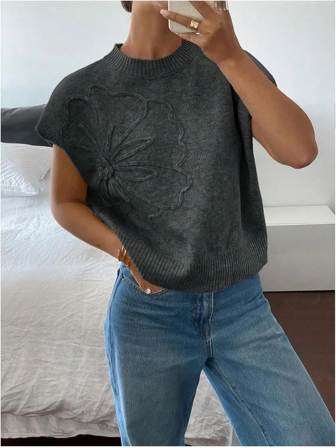 MakeMeChic Women's Floral Knitted Vest Top Sleeveless Pullover Sweater Vest