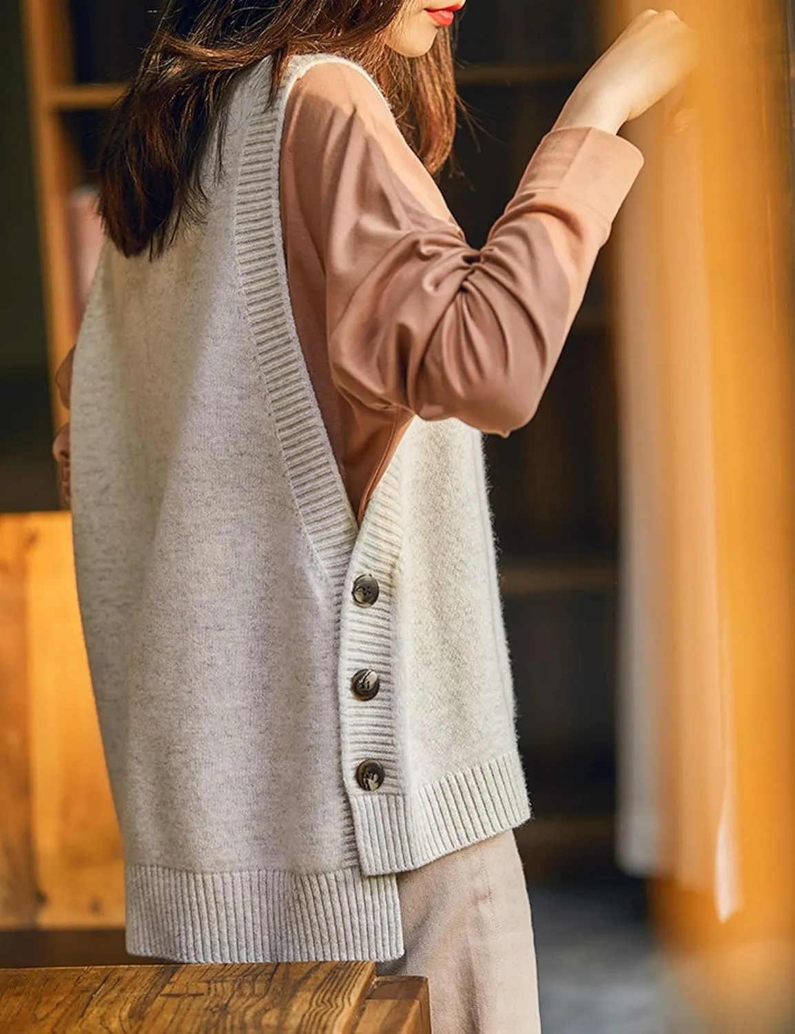 Mingzhu Women's Sleeveless Sweater Vest Round Neck Loose Ribbed Kint Pullover Tops