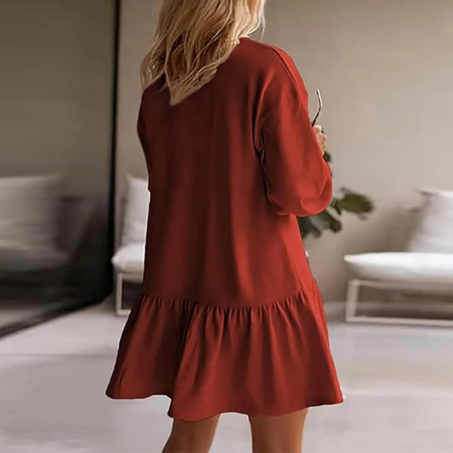 Sweatshirt Dress for Women Crewneck Long Sleeve Patchwork Pleated Pullover Relaxed Fit Mini Dress Fall Dress 2024