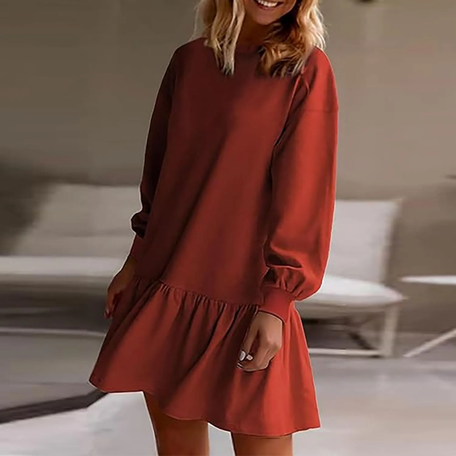 Sweatshirt Dress for Women Crewneck Long Sleeve Patchwork Pleated Pullover Relaxed Fit Mini Dress Fall Dress 2024