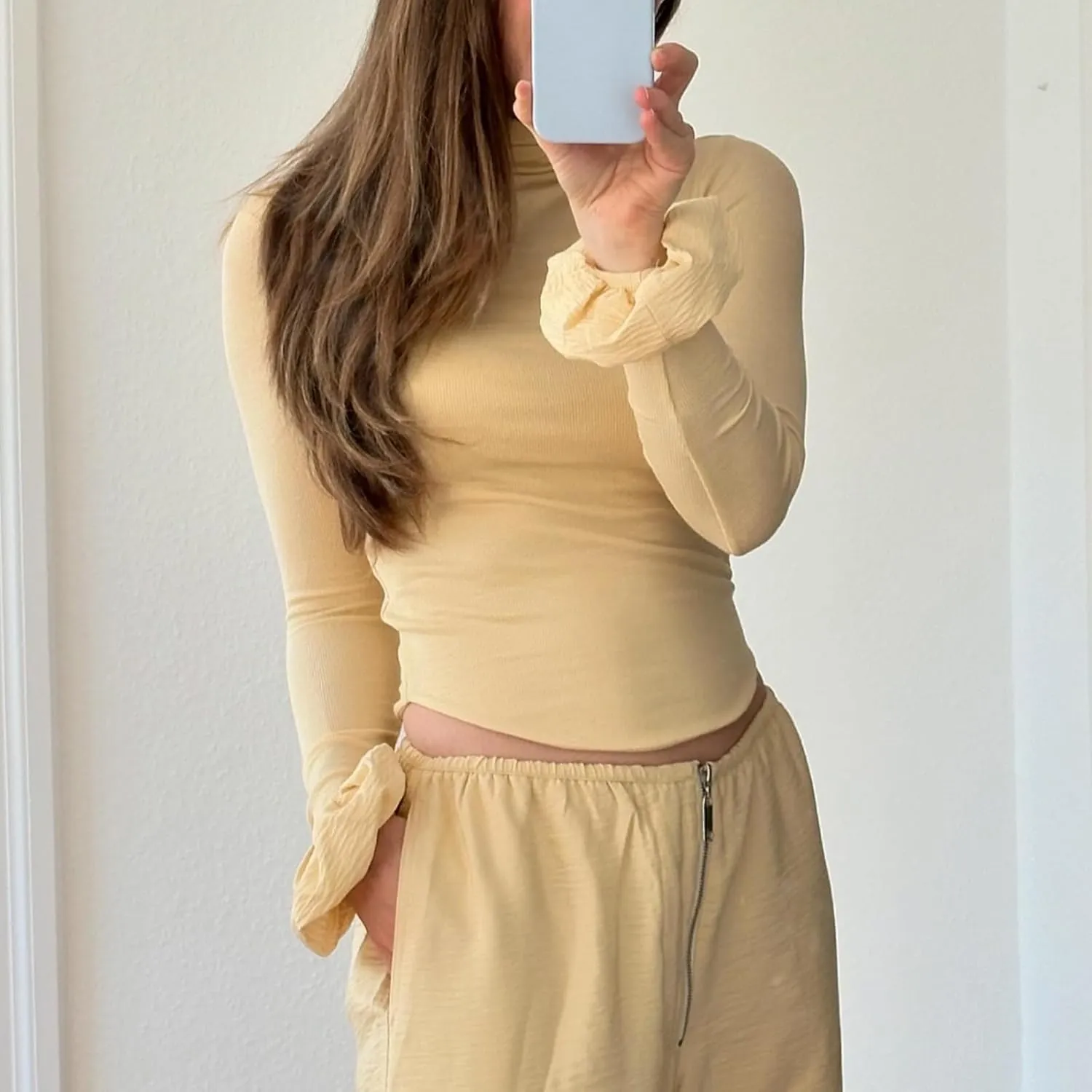 Women Y2k Turtleneck Rib Knit Top Long Sleeve Slim Fit Ruffled Cuffs Blouse Shirt Fall Aesthetic Going Out Top